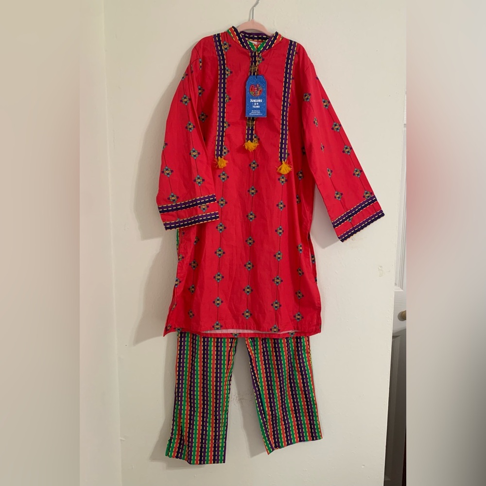 NWT girls Bachaa Party 2 piece shalwar kameez set Colorful for 8-9 year old